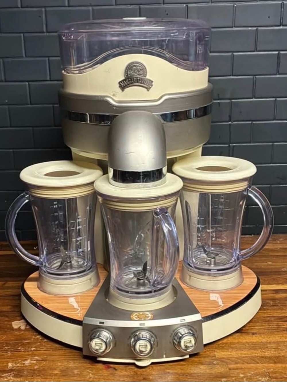 margaritaville tahiti frozen concoction maker